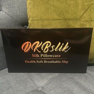 Black Silk Pillowcase Soft Breathable Bedding